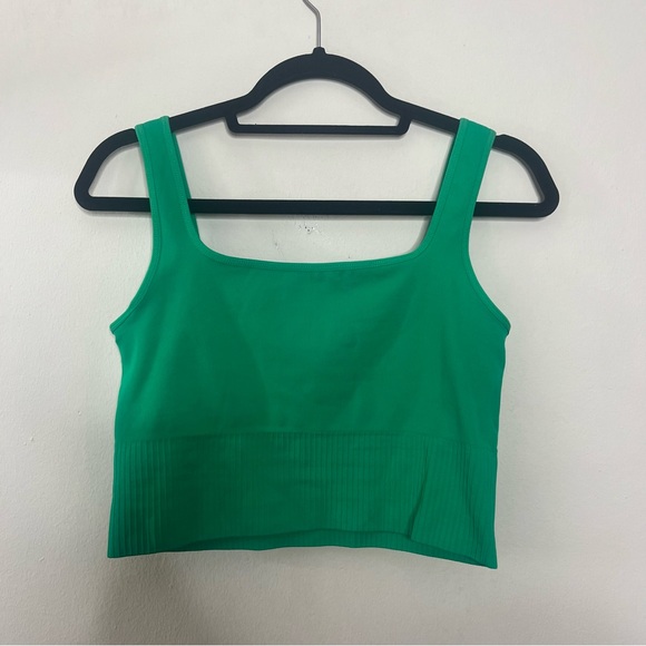 🔥 H&M | Under Top - Picture 3 of 4